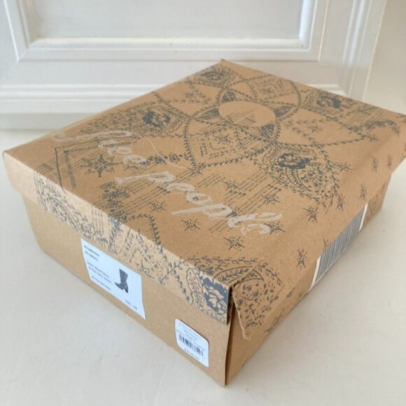 NIB Free People Date Night Elle Bitter Brown Leather Animal Print Block Heels 39 - Picture 4 of 12